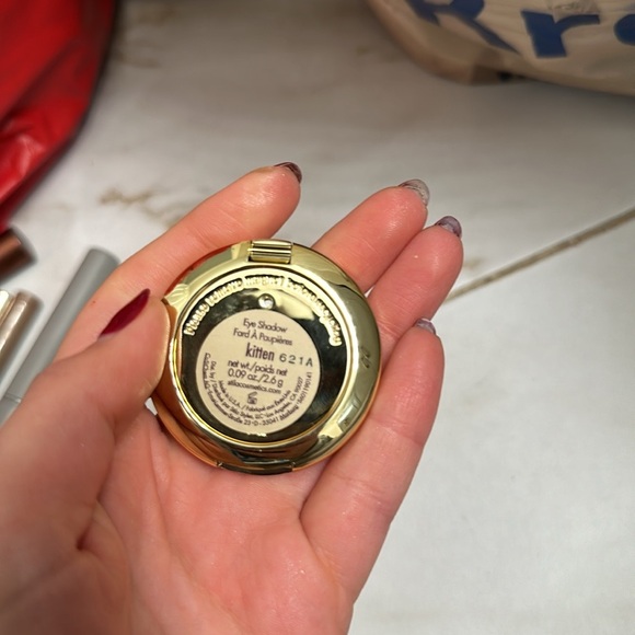 Stila Eye Shadow Compact - Kitten - Picture 2 of 2